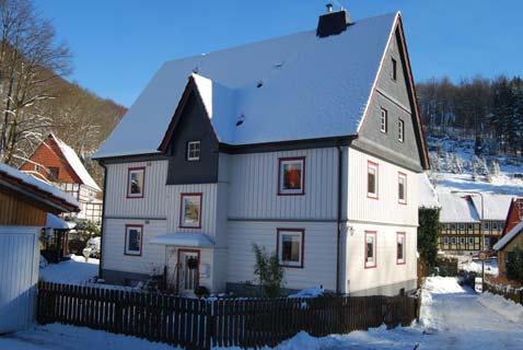 Ferienwohnung Froehlich-Harz, Haus im Winter